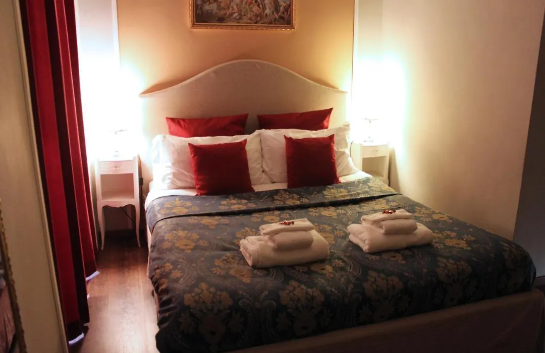 Raphael Rooms-1